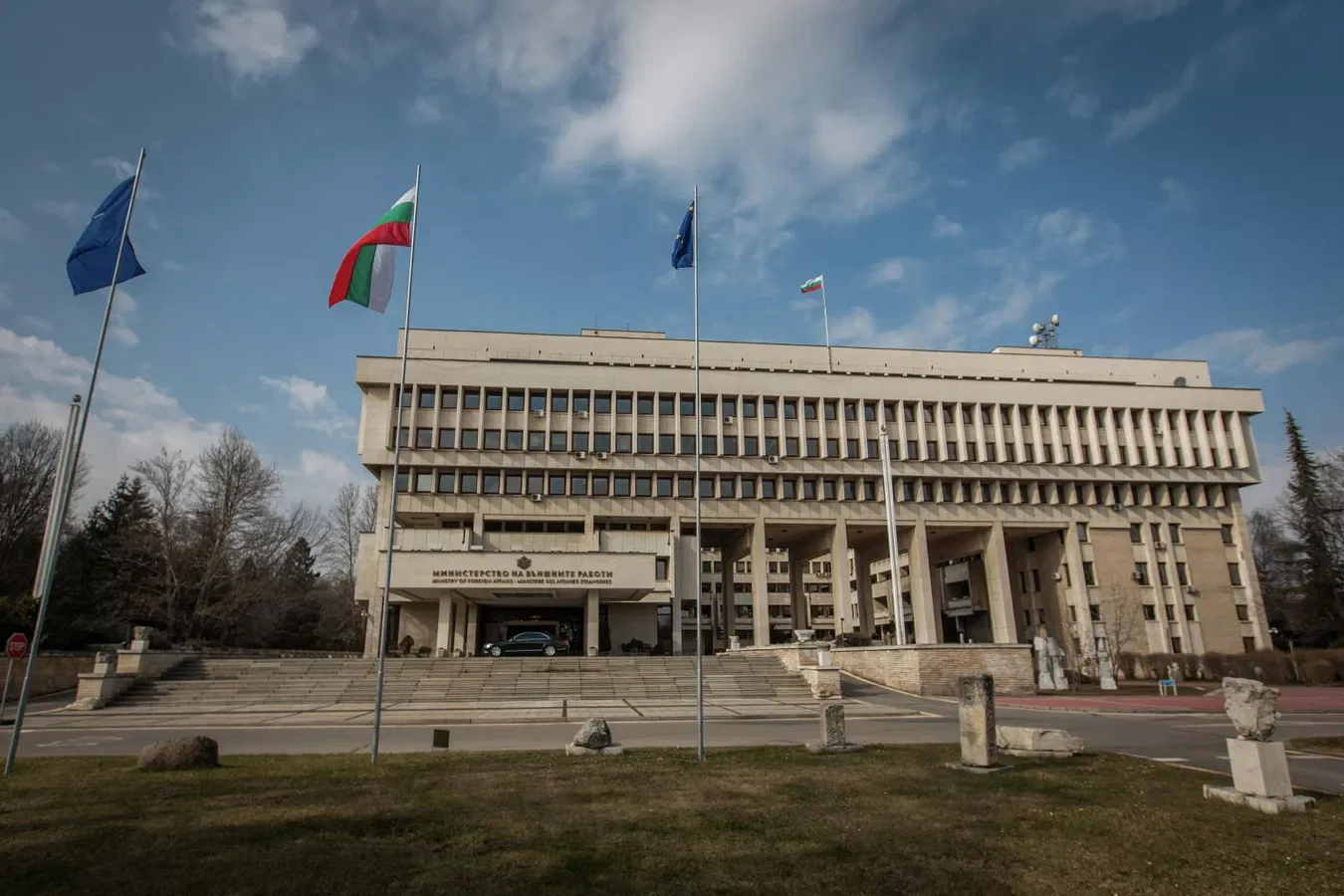 Посла Украины вызвали в болгарский МИД после инцидента с дроном, передает БТА.