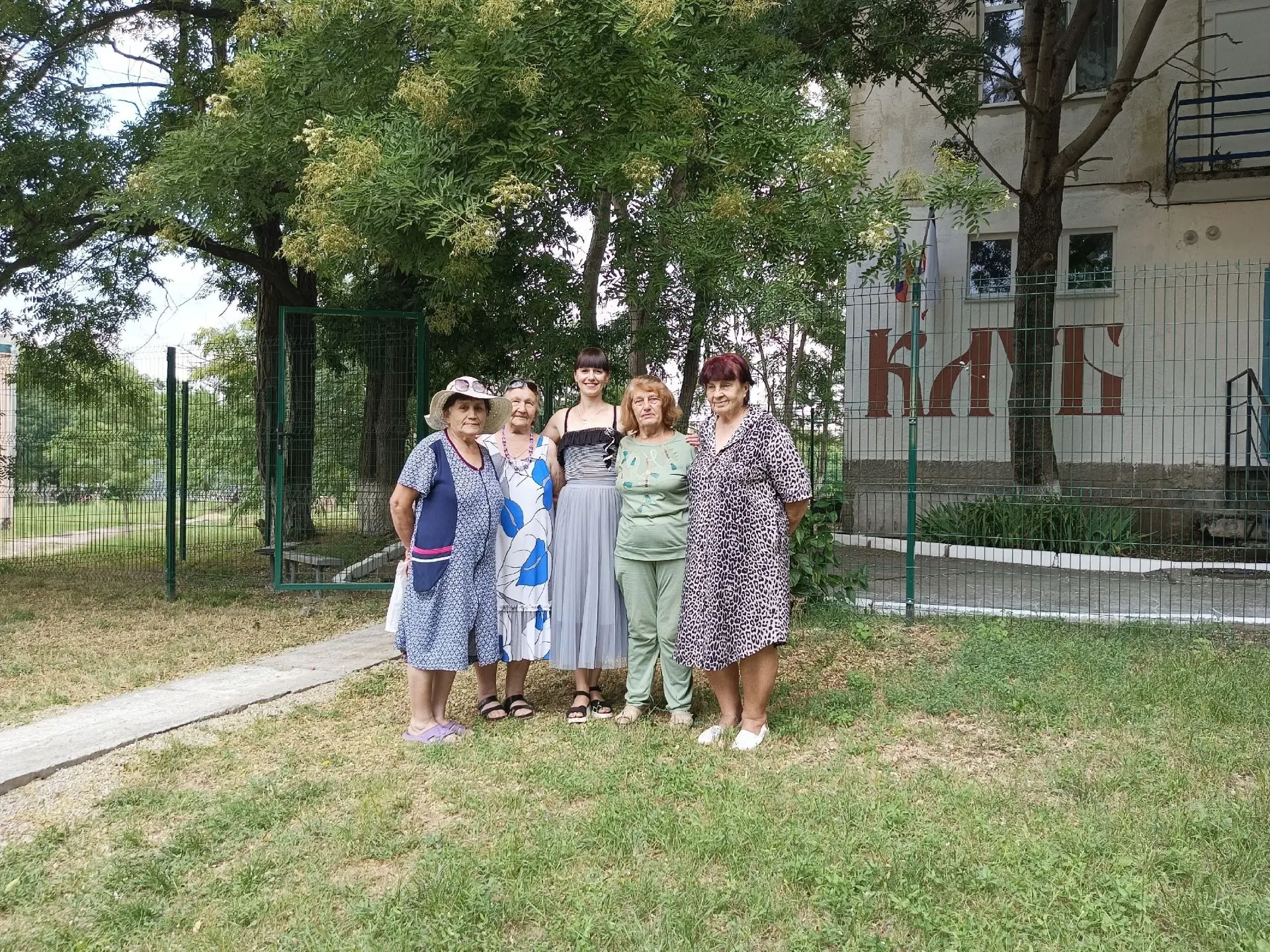 12 августа в Чернопольском клубе прошел вечер отдыха для пожилых людей «Как молоды мы б...