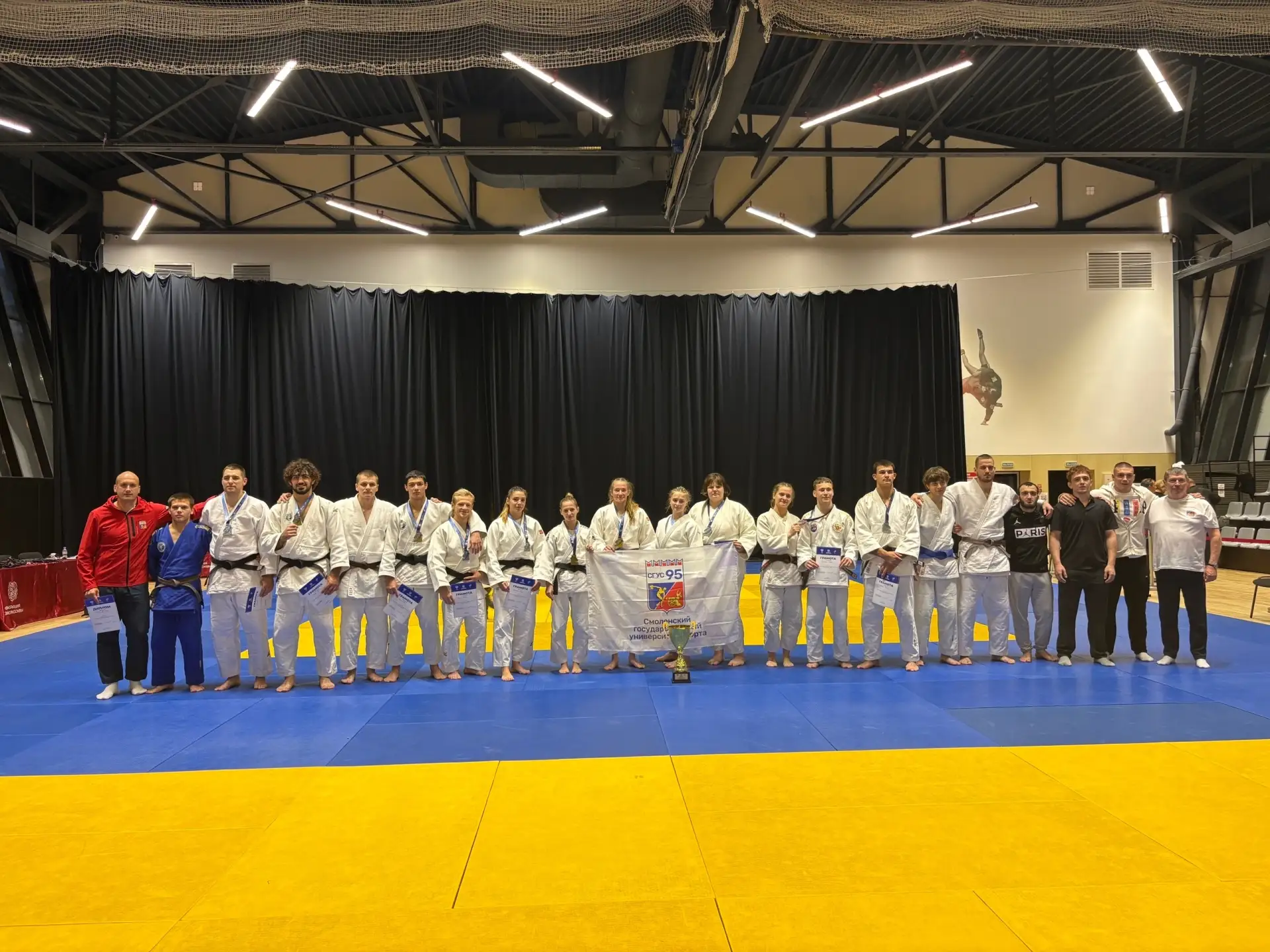 🥋 Поддержим представителей Смоленской области в премии «Живу студенческим спортом»!