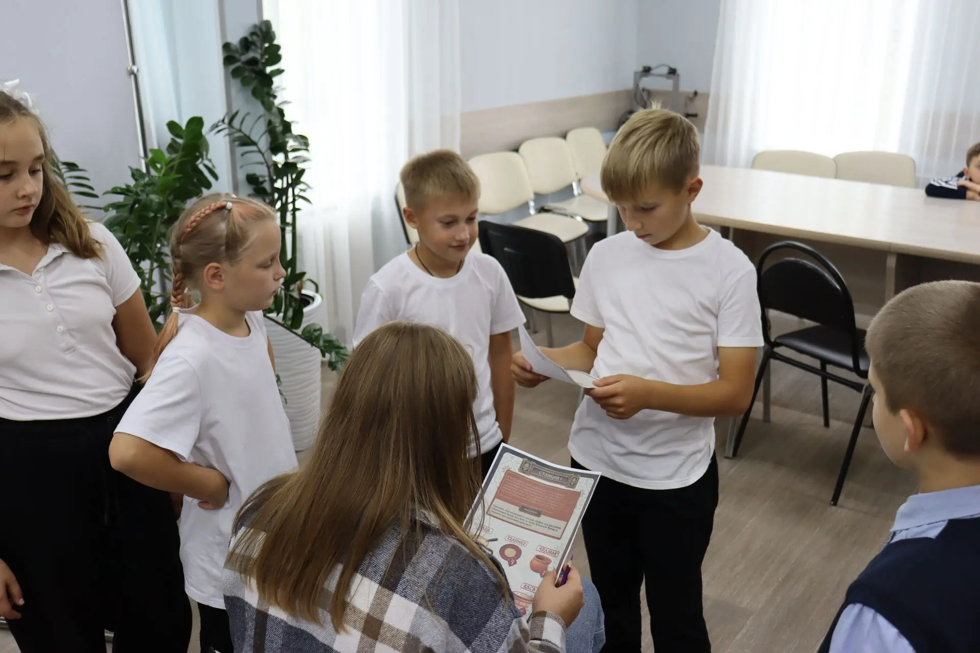 «Путешествие по языкам народов России» прошла для учащихся 3 класса средней школы №1 г....