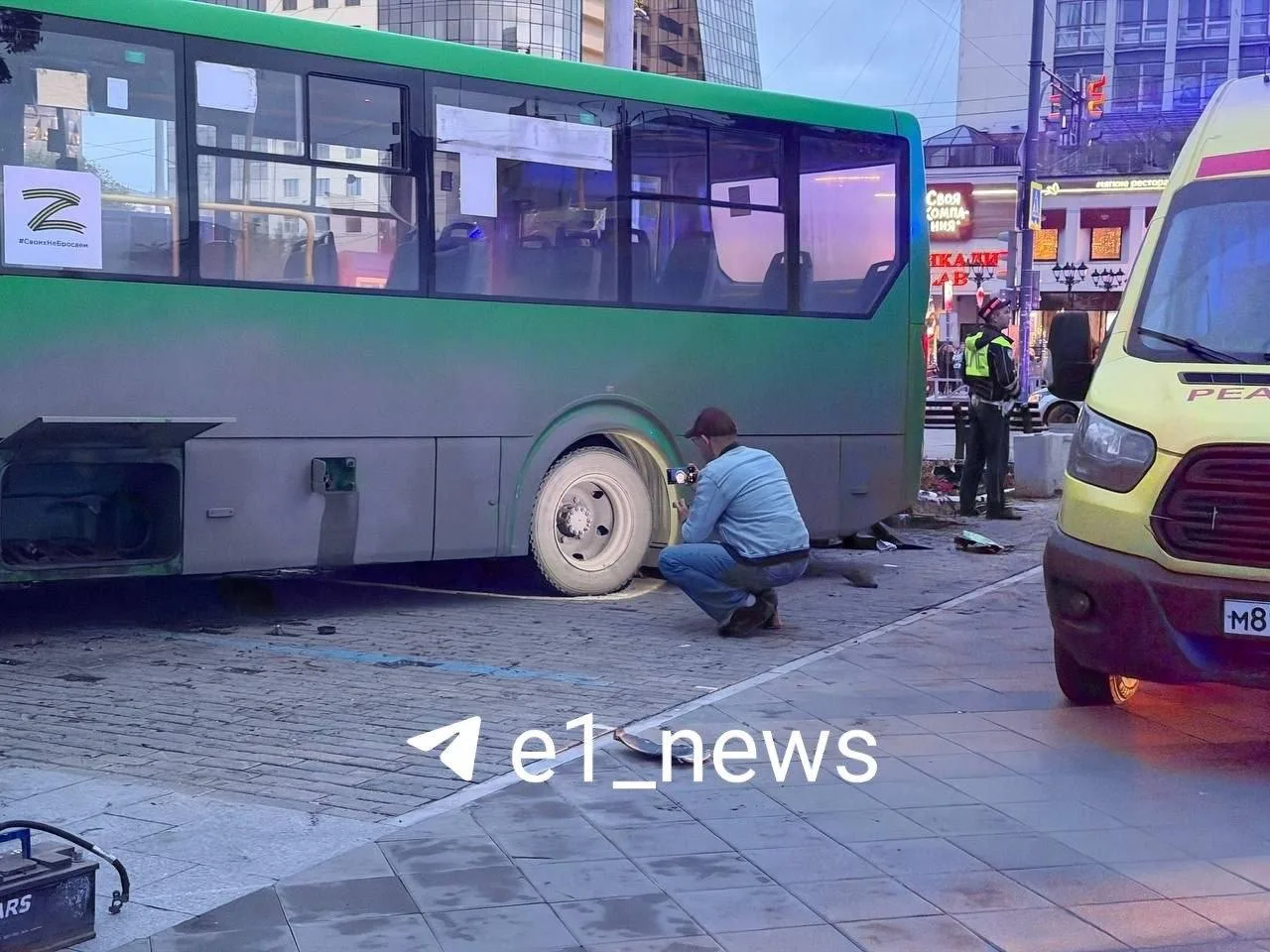❗️Водитель автобуса, который задавил людей возле храма в центре Екатеринбурга, пытался ...