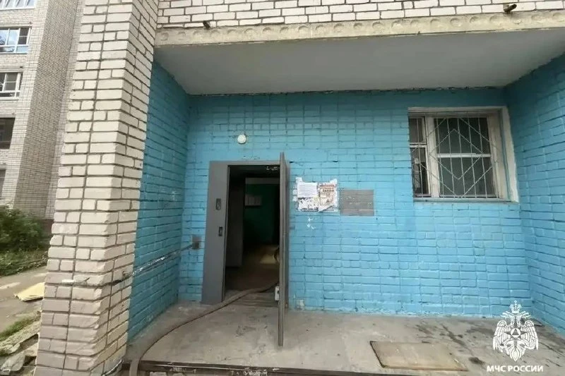 Пожар в Твери на улице Орджоникидзе: есть пострадавший