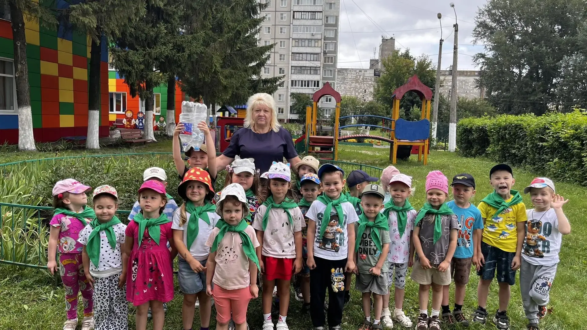 "ПОКА МАМА НА РАБОТЕ"

💫 Сегодня в группе №4 (4 - 5 лет) произошло настоящее экологическое приключе