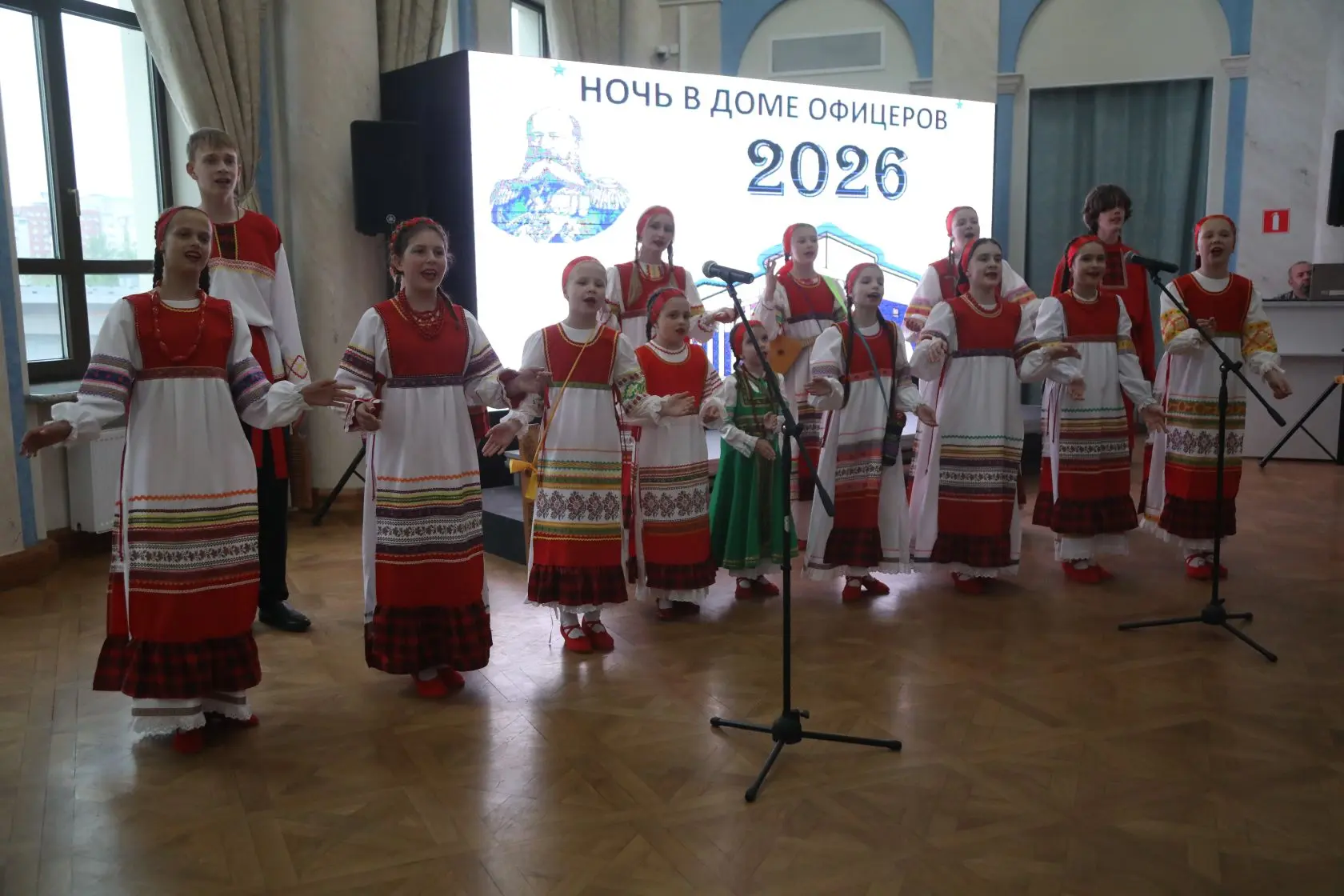 Творческие коллективы Центра детского творчества «Народные ремесла» на «Ночи в Доме офи...