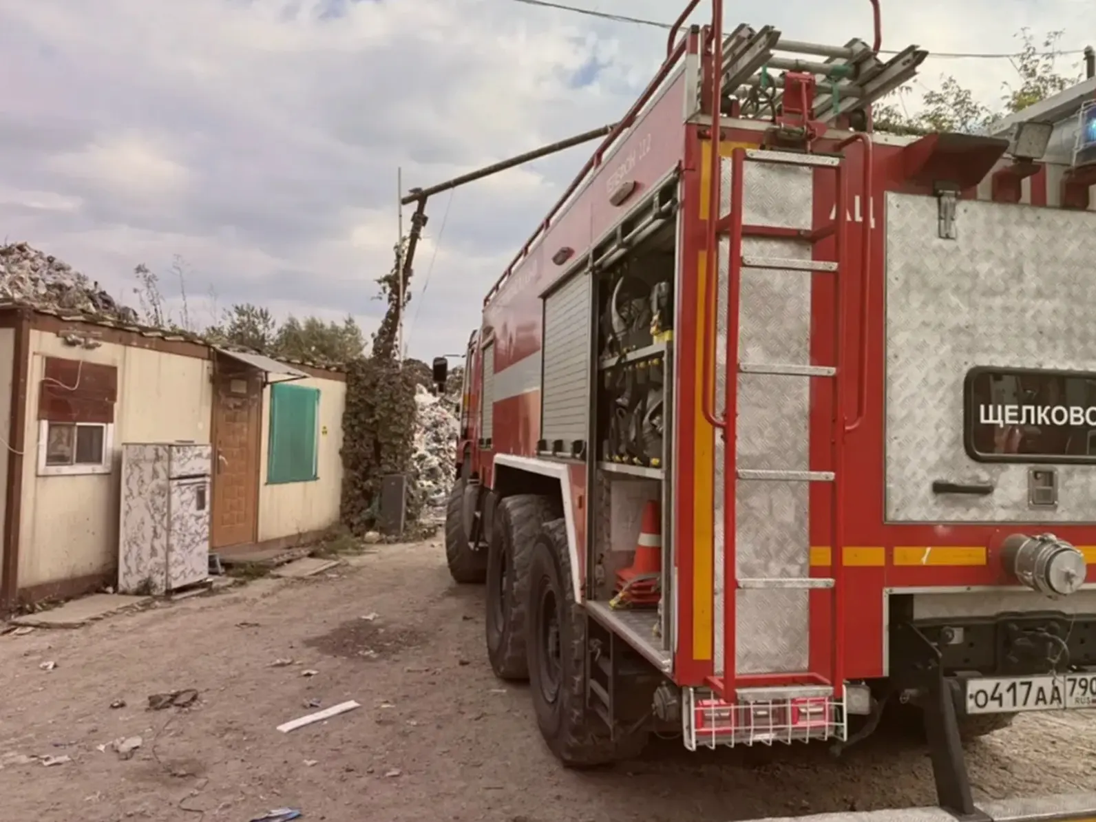 🔥 На улице Заречной пожар рядом с мусоросортировочной площадкой «Хартии» ( max.ru/sche...