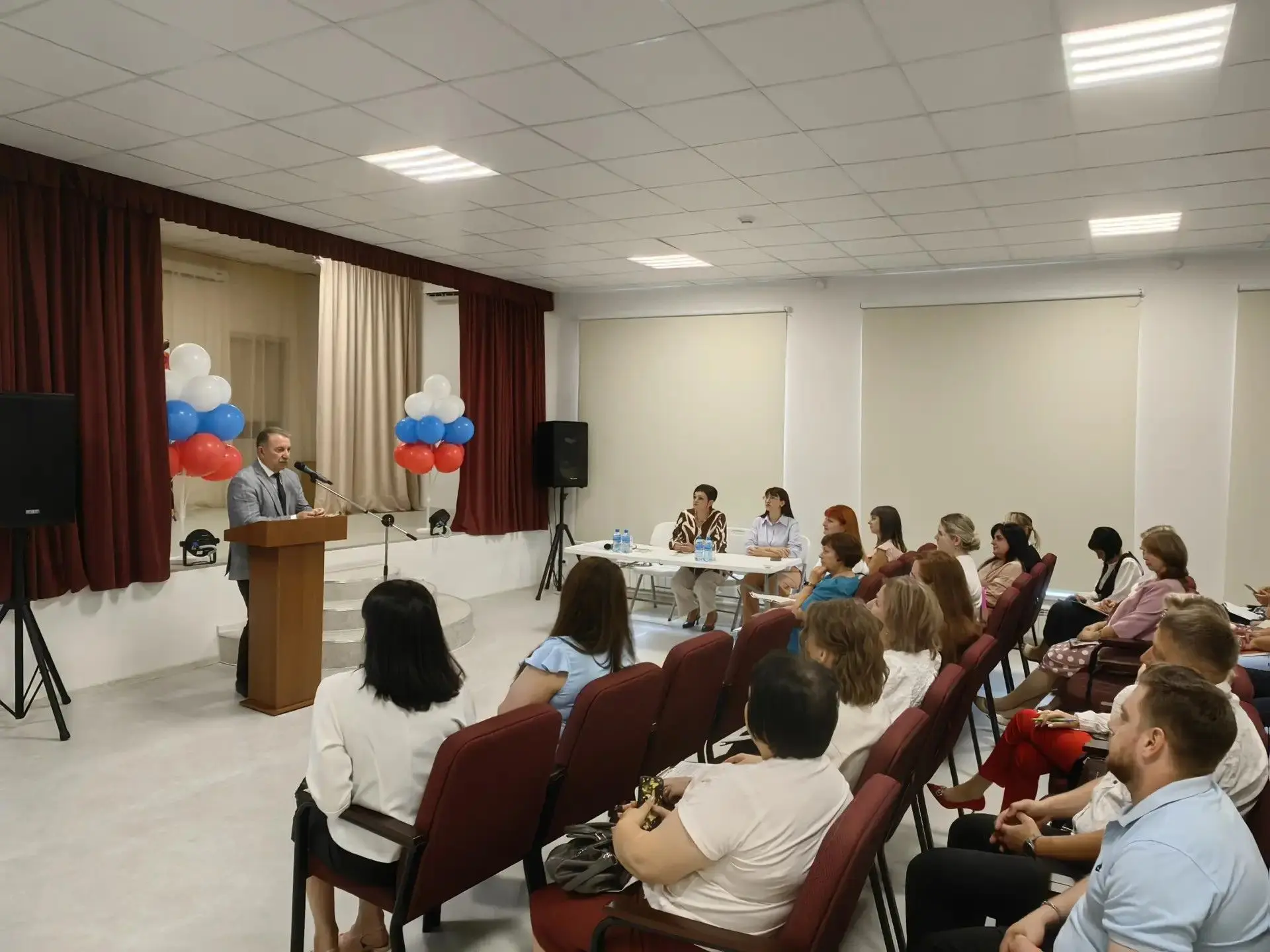 ⚡️ В Зеленовской школе собрались педагоги Фроловского района