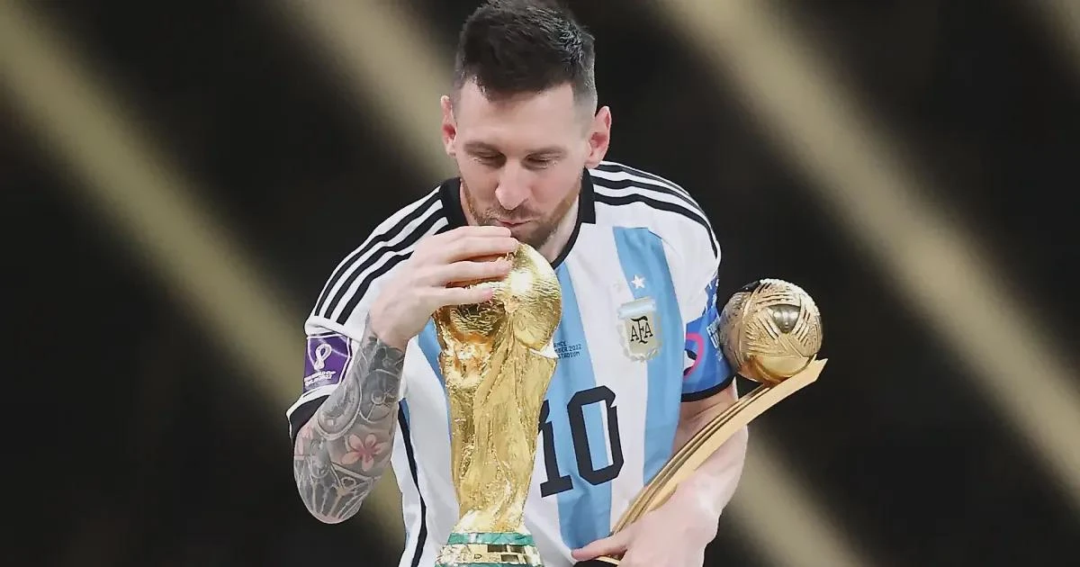 🐐🇦🇷 Вроде уже утро, новый день, но сих пор сложно осознать конец карьеры Лео Месси в...