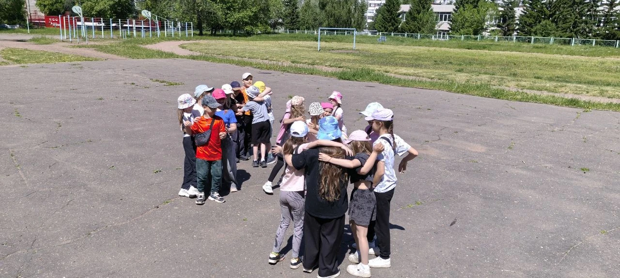 💫 Насыщенный второй день в лагере "Страна Детства": Подводный мир, игра и ценности дви...