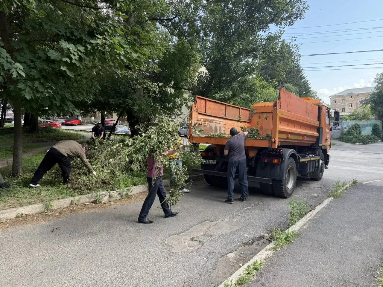 ❗️В Курске прошёл субботник: вывезено 20 кубометров мусора