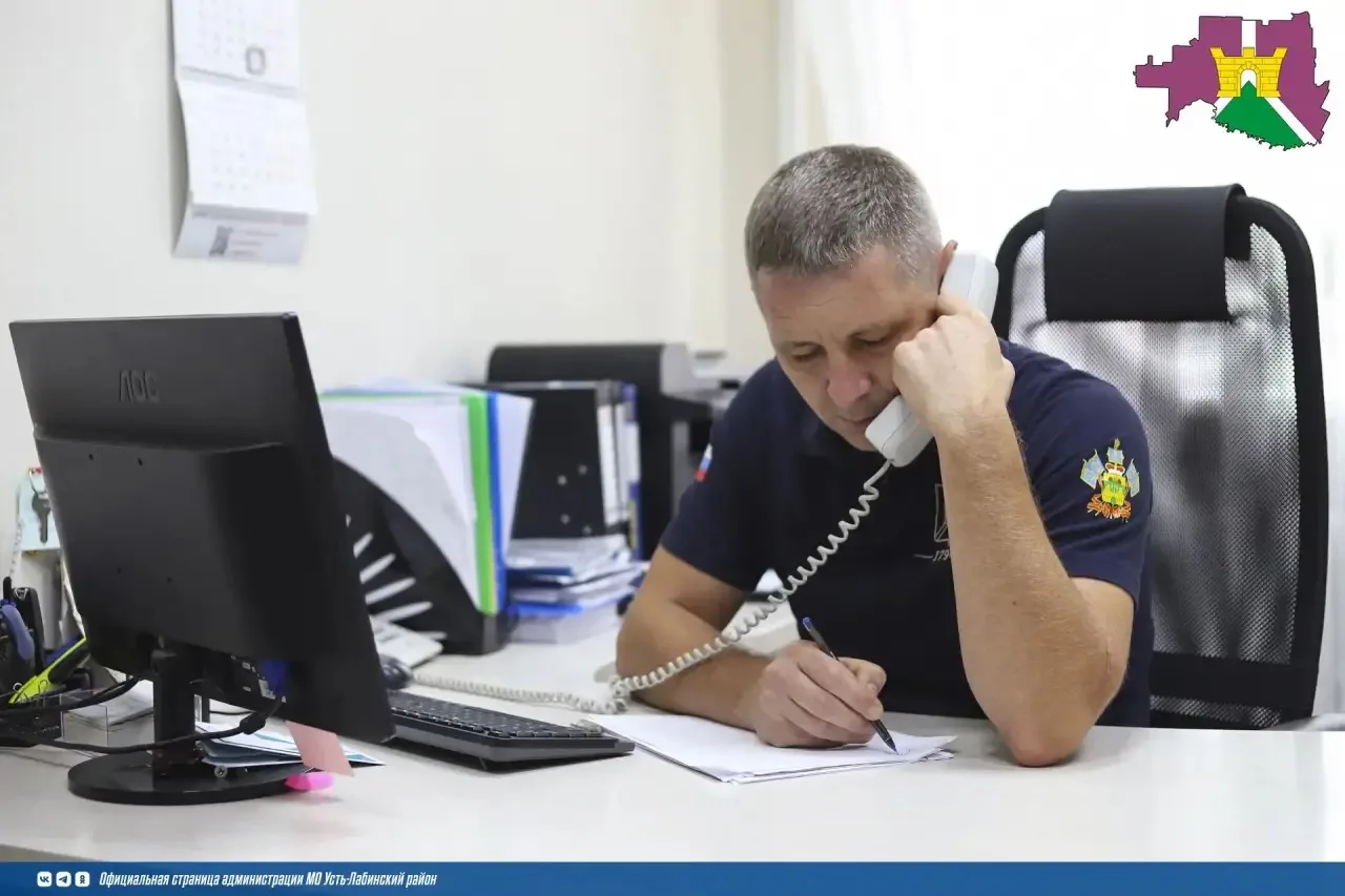 📲 Сегодня на прямую телефонную линию в администрацию района поступило 8 обращений от ж...