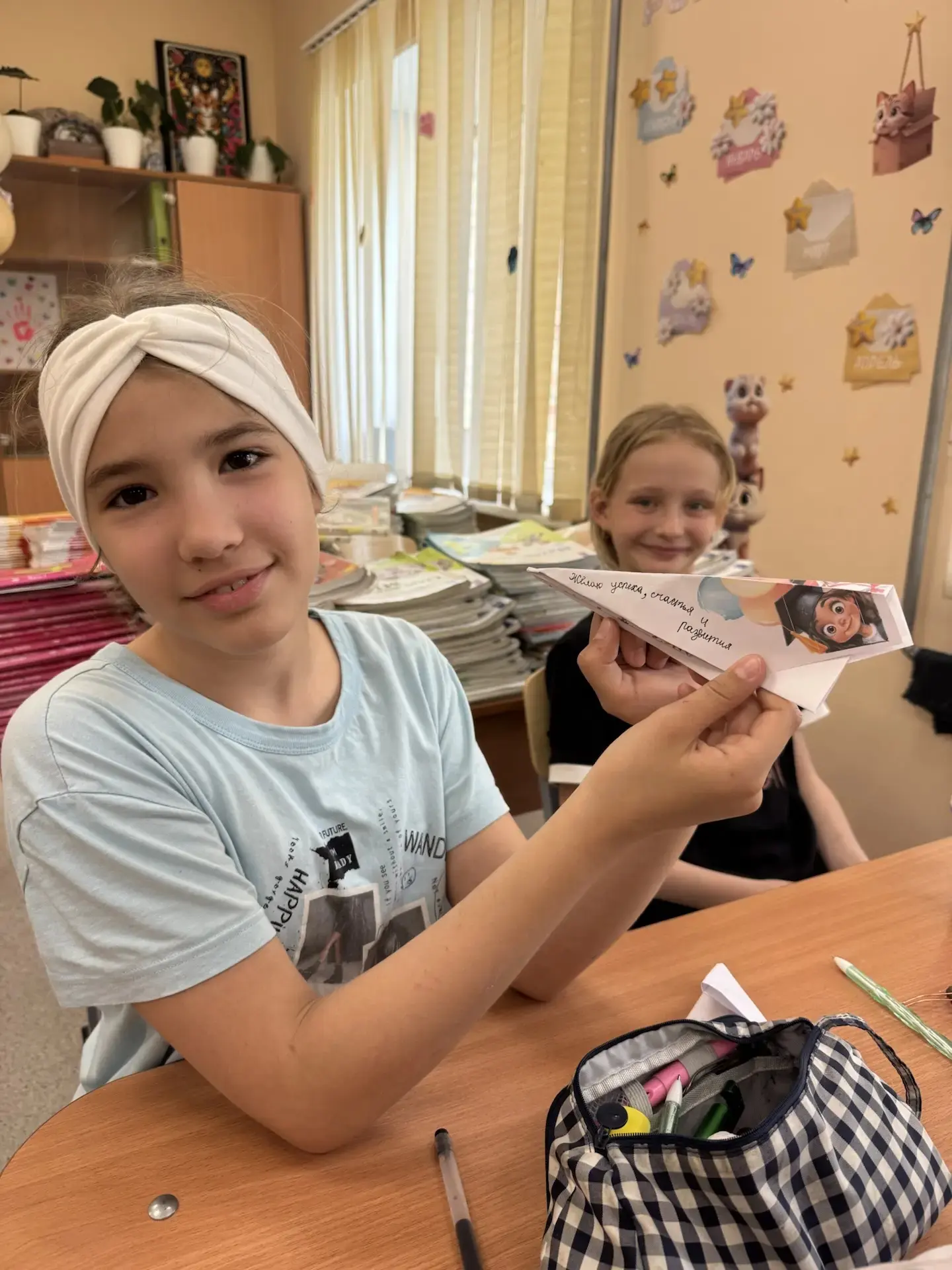 Всероссийская акция            "Самолетик будущего" ✈️🌟 Ученики 4 «З» класса структурного подразделе