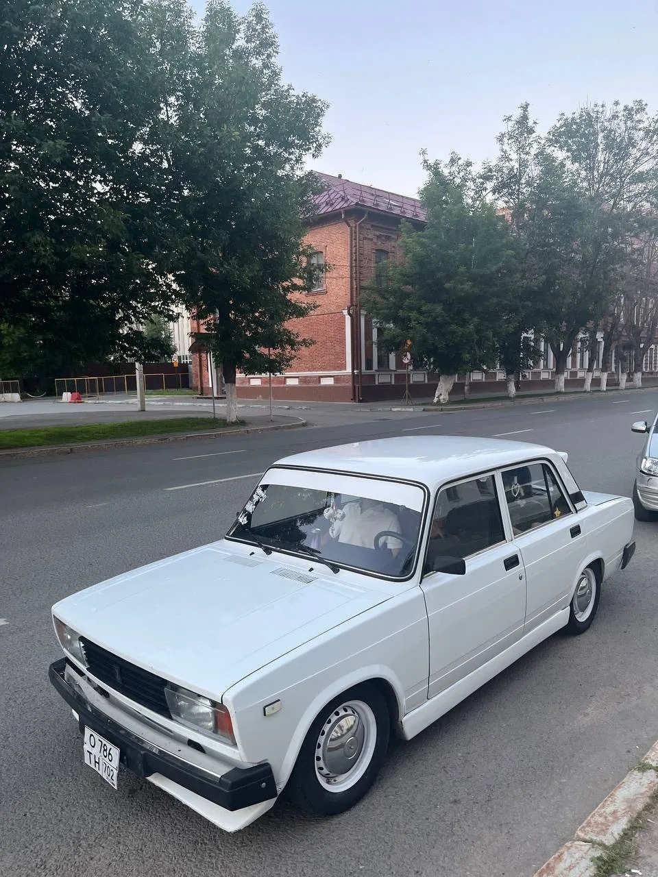 Продаю свой личный автомобиль 2010 г выпуска, во владении год, до покупки стояла в гара...