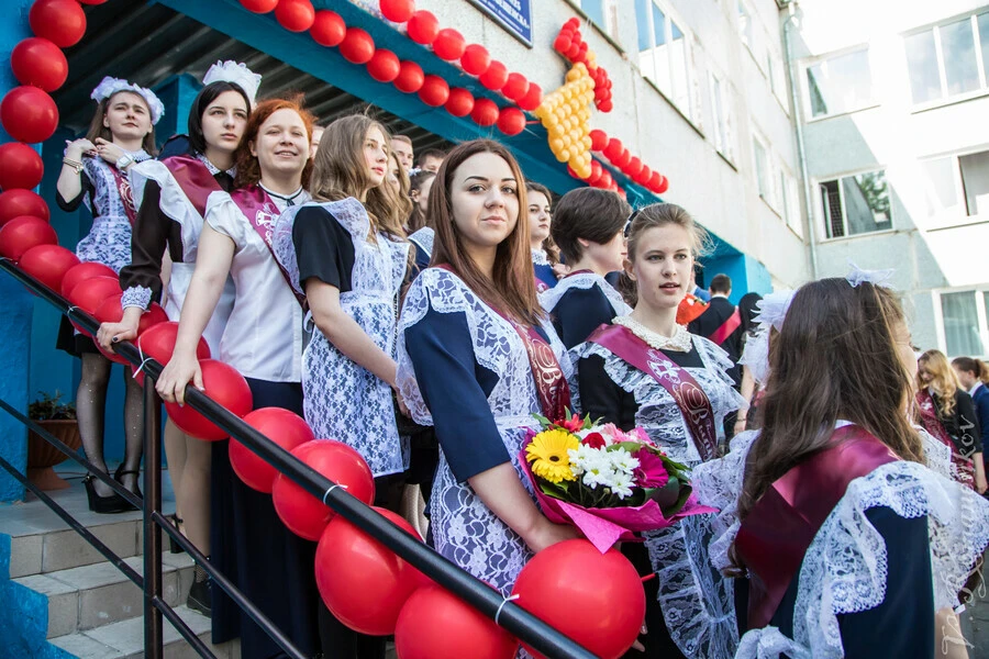 Названы лучшие школы Амурской области, где хорошо готовят к поступлению в самые престиж...