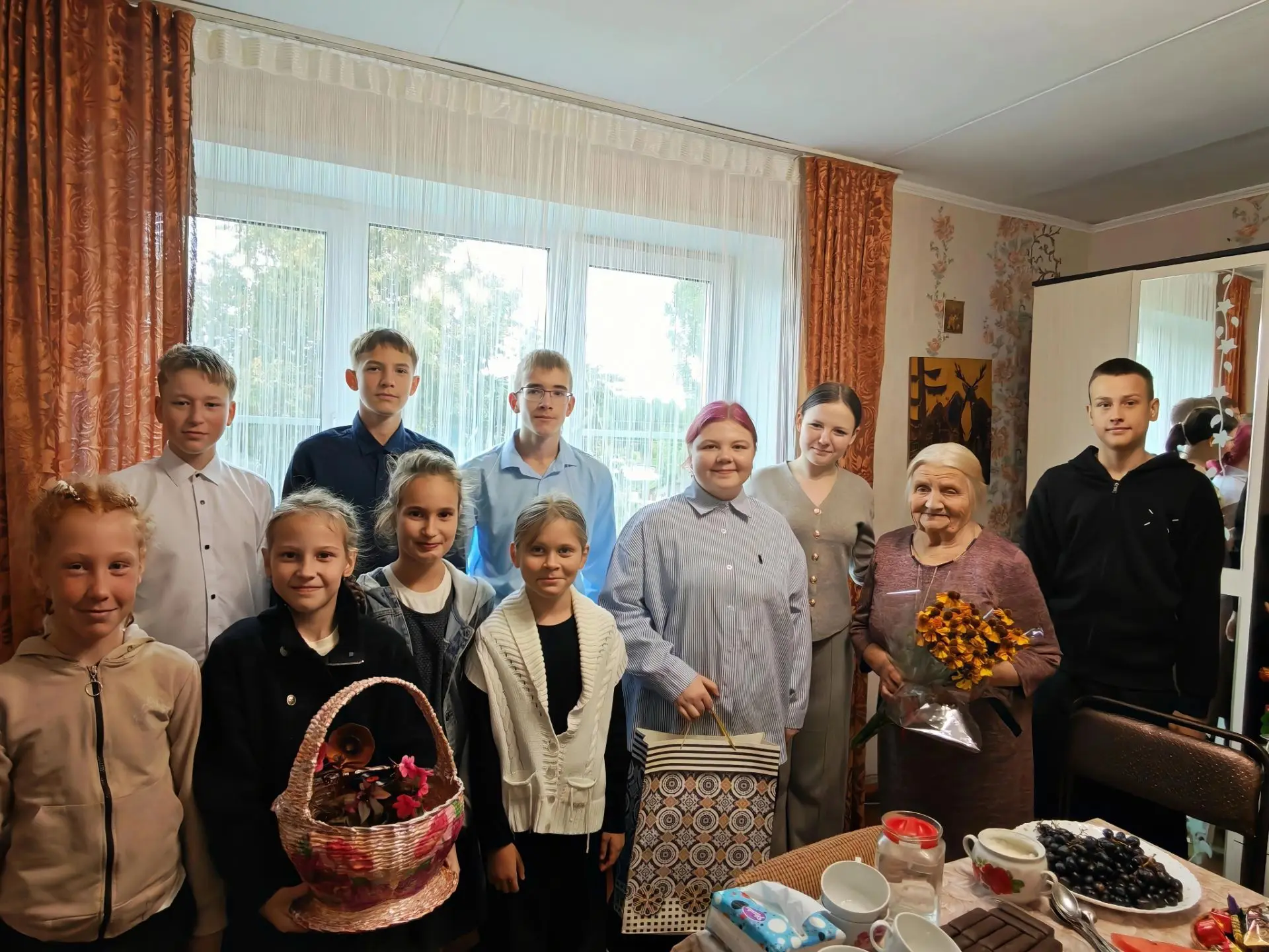 🎉 Поздравляем Алевтину Григорьевну с юбилеем — 90 лет! 🎂💐