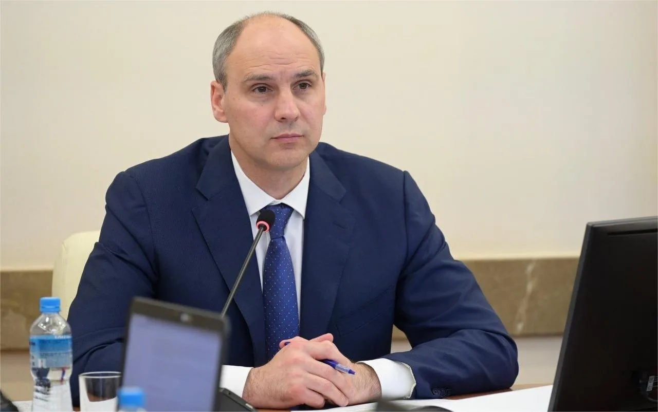 🔔Губернатор Свердловской области Денис Паслер поздравил выпускников, родителей и педаг...