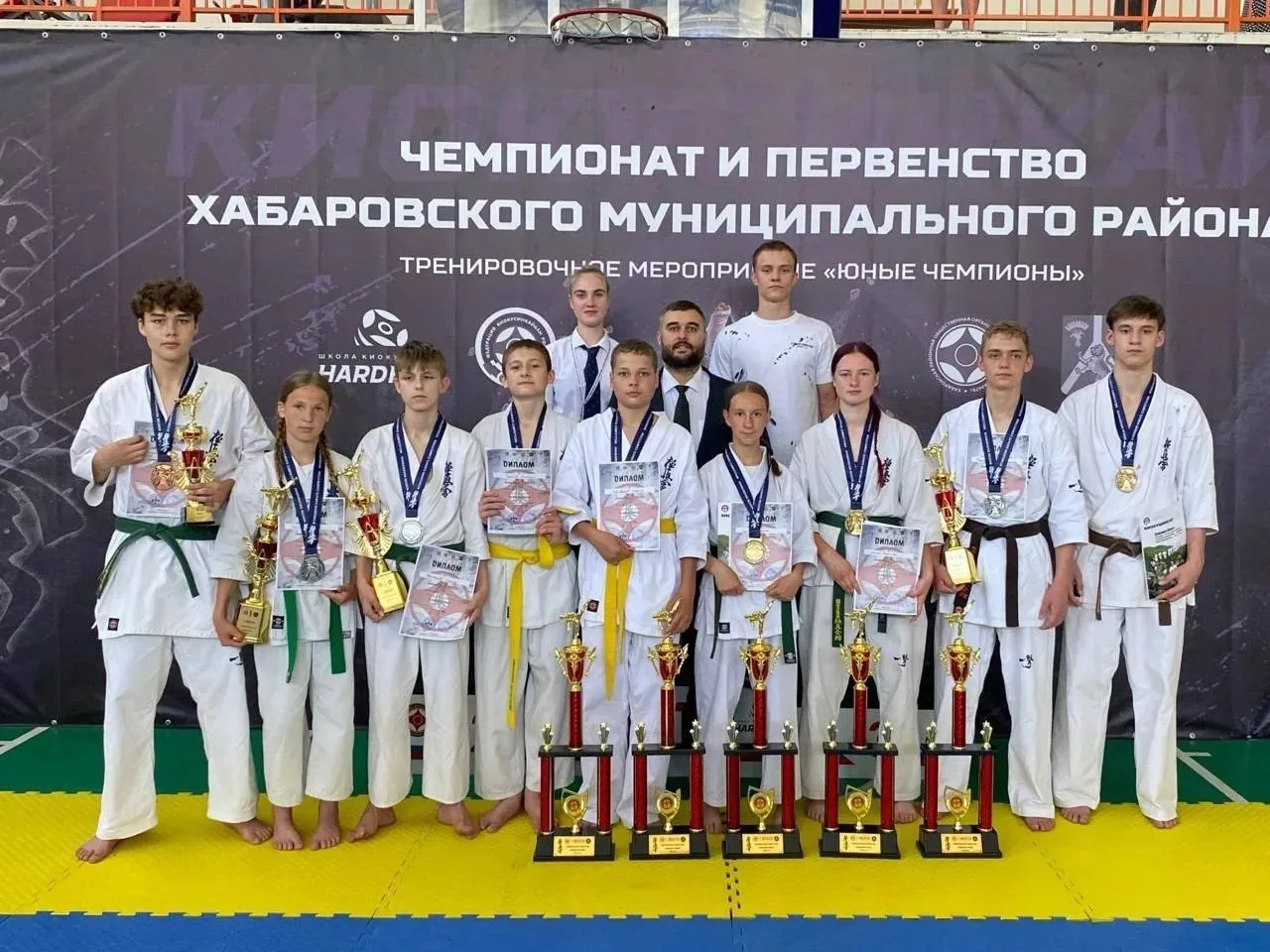 🏆 Спортсмены из ЕАО завоевали 16 медалей на чемпионате в Хабаровском районе