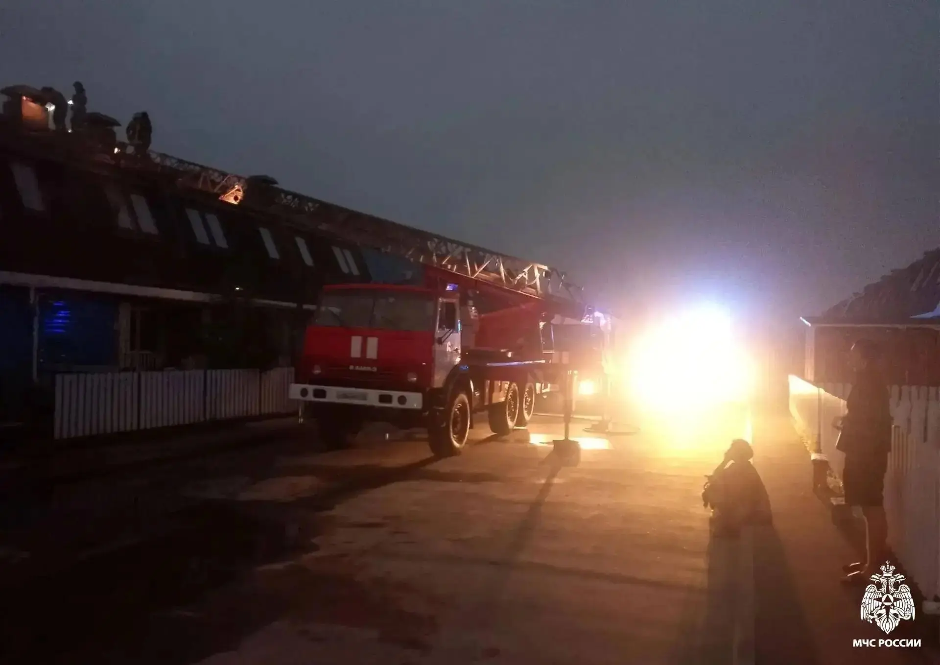 С 22 по 28 июня экстренные службы реагировали на оперативные события 439 раз, спасателя...