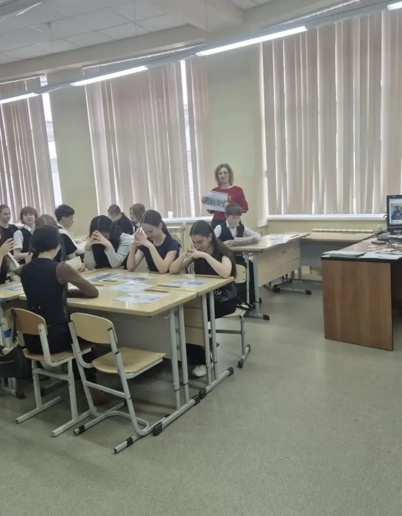 🗺️Путешествие к истокам: как в нашей гимназии отметили День коренных народов России  30 апреля в наш
