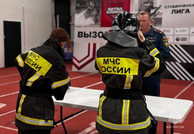 💬 В Туле прошла захватывающая пожарно-спасательная эстафета! На базе спортивного комплекса собрались