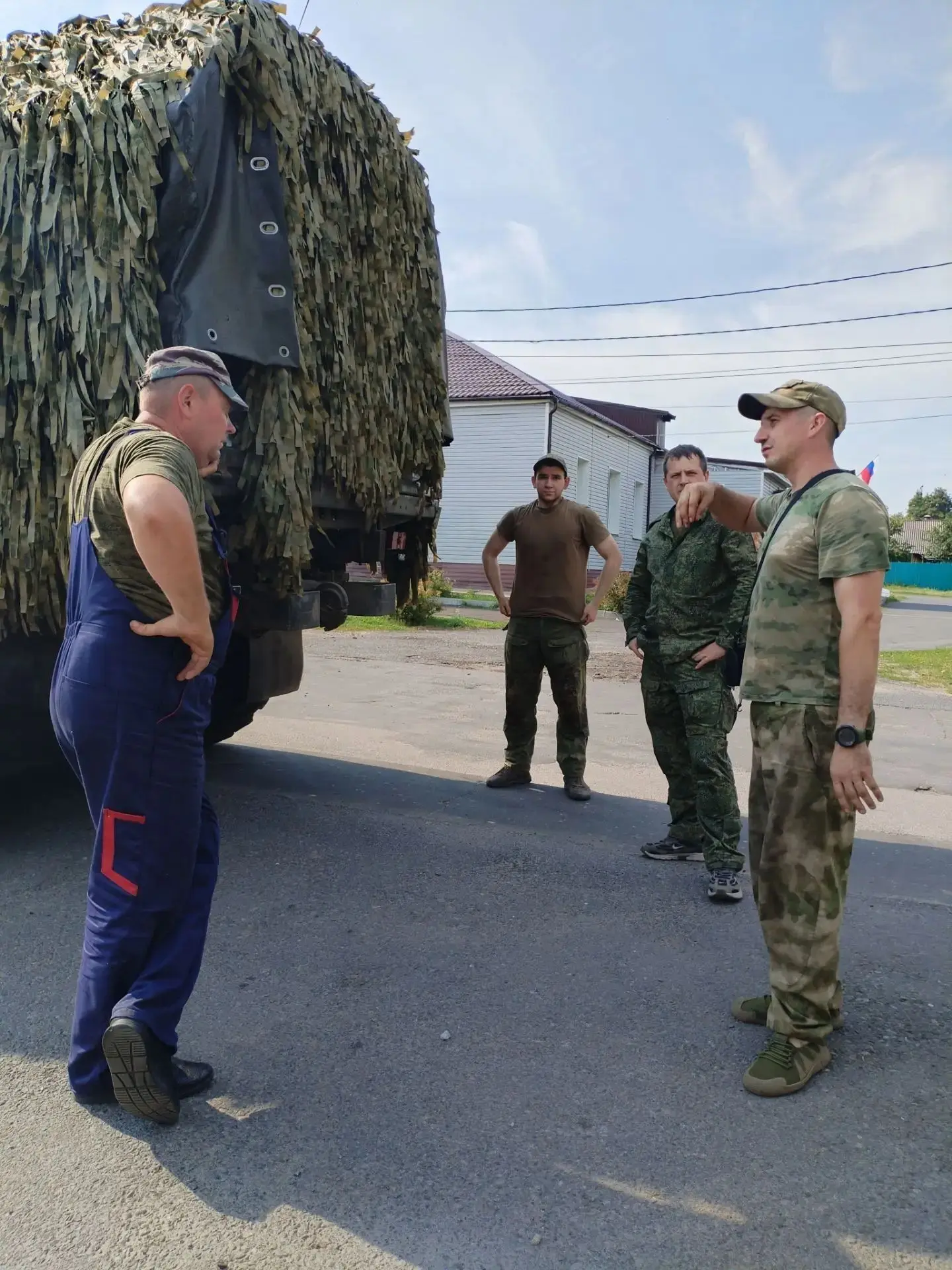 Администрация и Совет ветеранов Троснянского района благодарит Михаила Минаева, за гума...