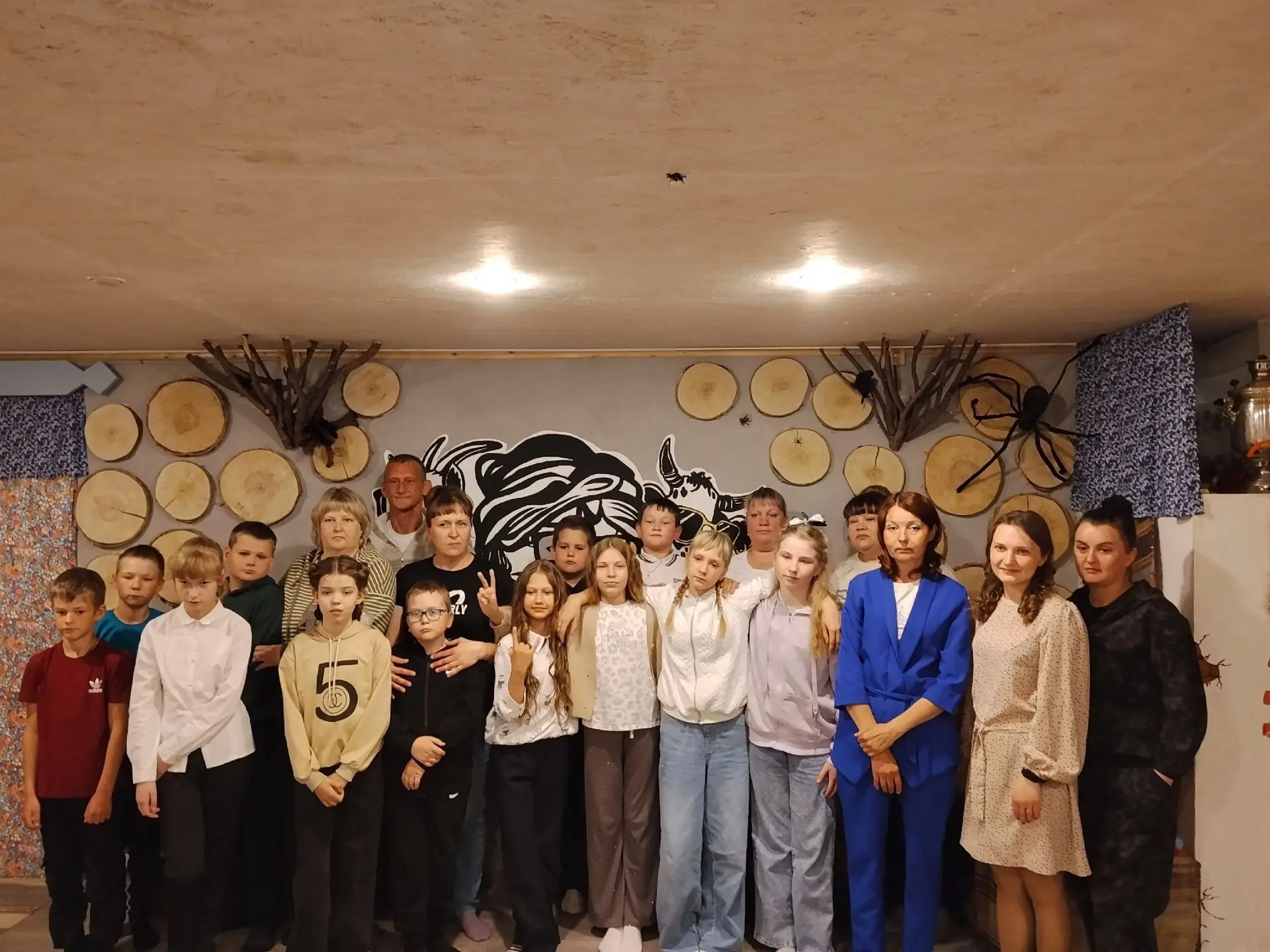 🎒✨ Прощай, начальная школа! Выпускной 4 класса ✨🎒Сегодня в нашей школе царила особая атмосфера — м
