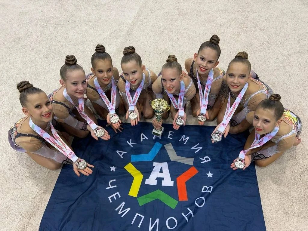 🏅Хотим рассказать о наших достижениях в спорте в этом учебном году   🏐 Волейбол Наши ребята достойно