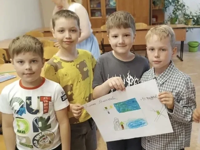 🚀 Юные творцы в пришкольном лагере нашей Гимназии отправились в невероятное путешествие по созданию