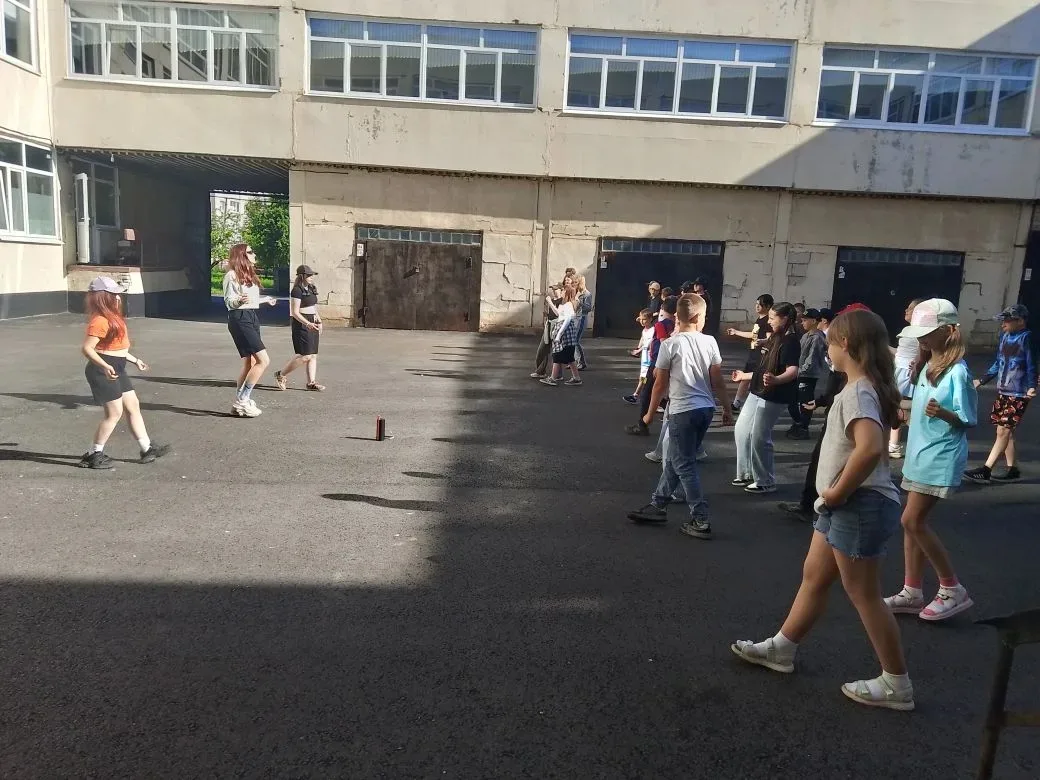 День 18. Парад талантов и память сердца 🇷🇺☀️

Всем привет! Сегодняшний день получился особенным: о