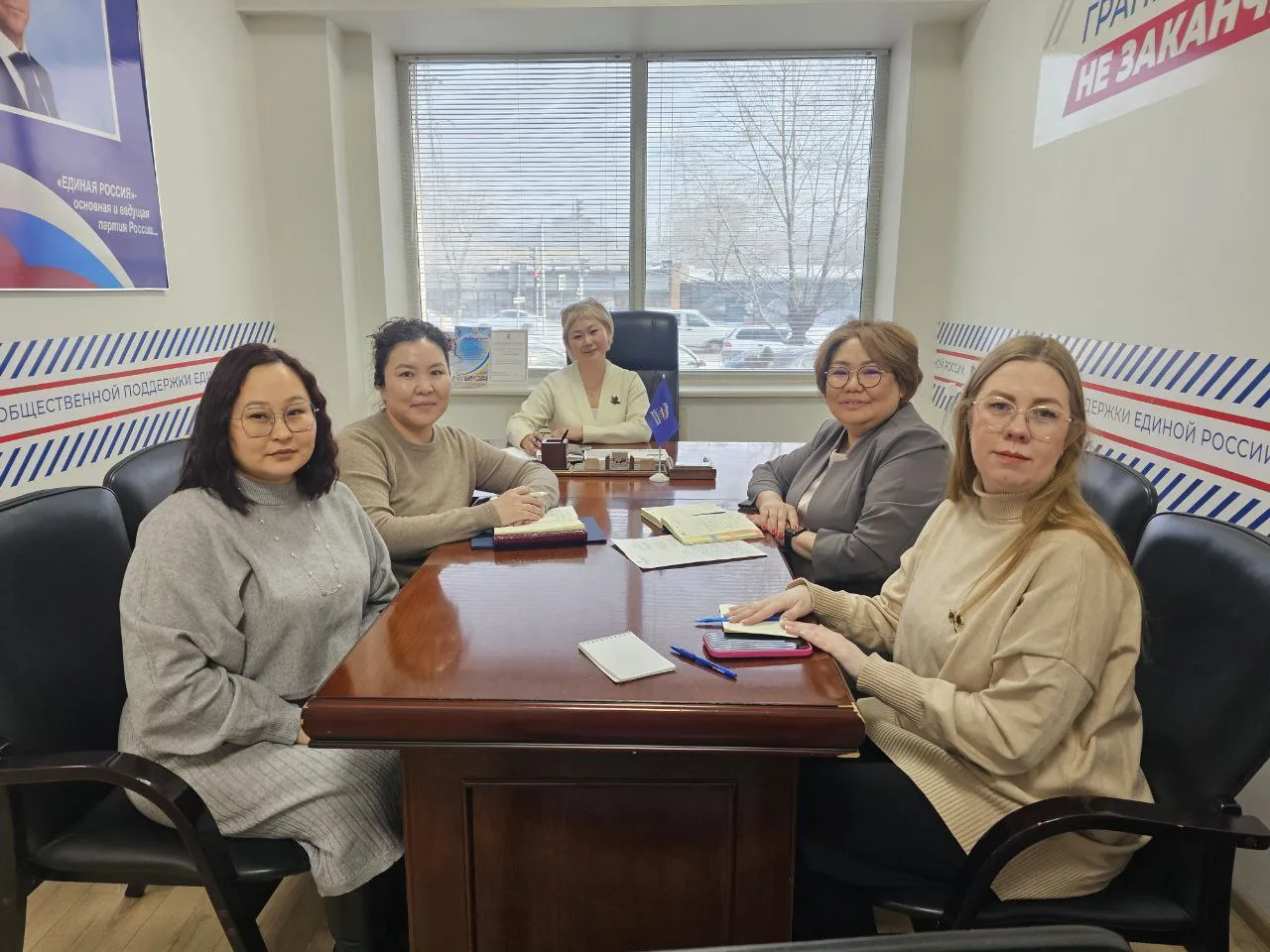 27 февраля консультант аппарата Уполномоченного по правам ребенка в Республике Бурятия ...
