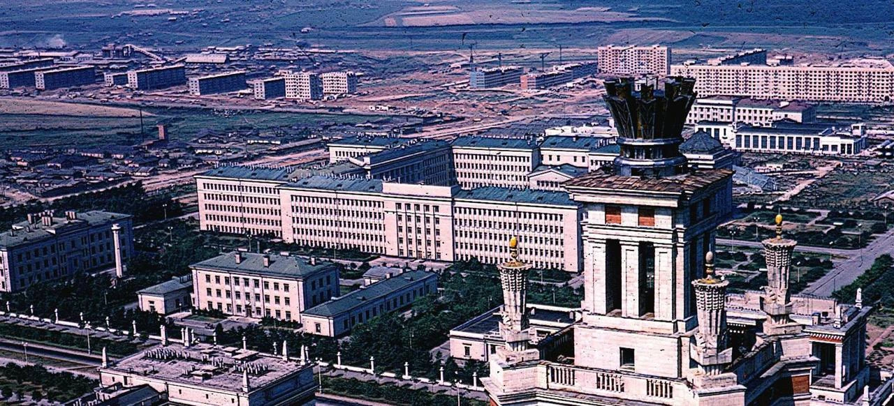 🌇 Москва с высоты МГУ