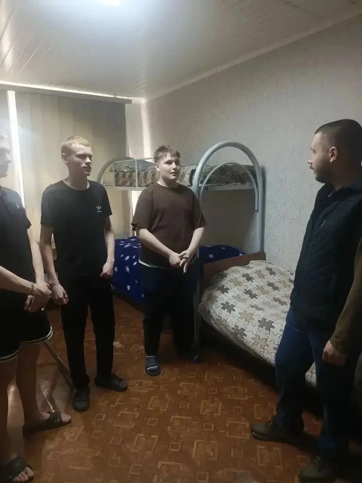 В рамках профилактической работы преподаватели посетили общежитие N 1. Основной целью посещения была