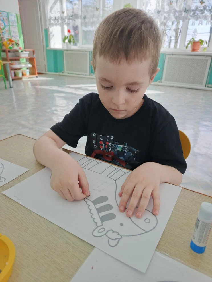 🎨🐾 Аппликация "Зебра" в нашей группе! 🦓