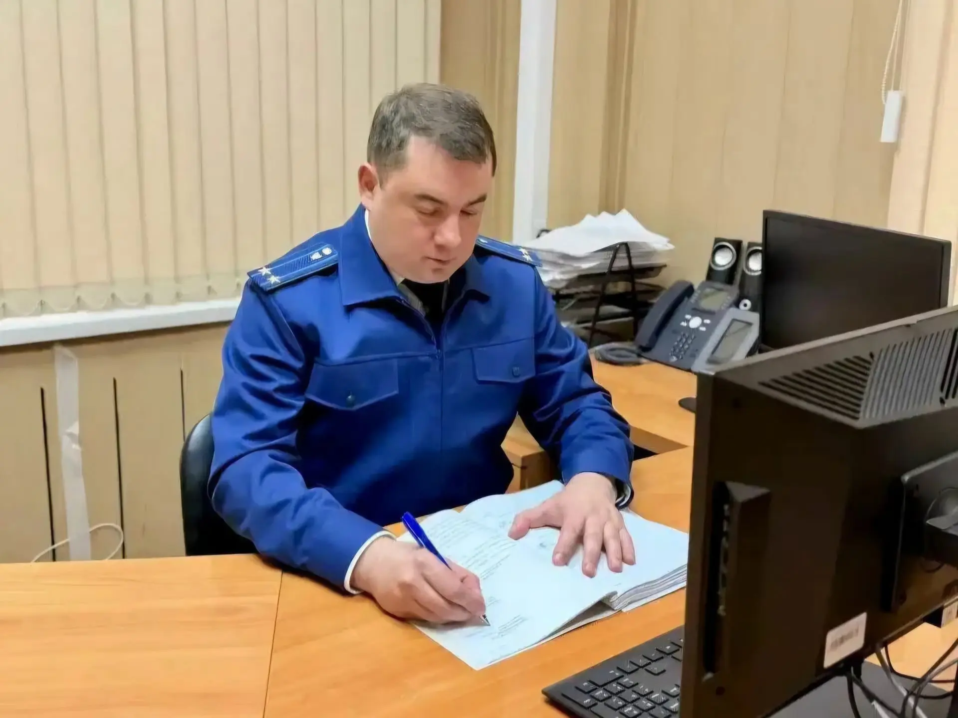 По инициативе прокуратуры чиновник оштрафован за ненадлежащее рассмотрение обращения
