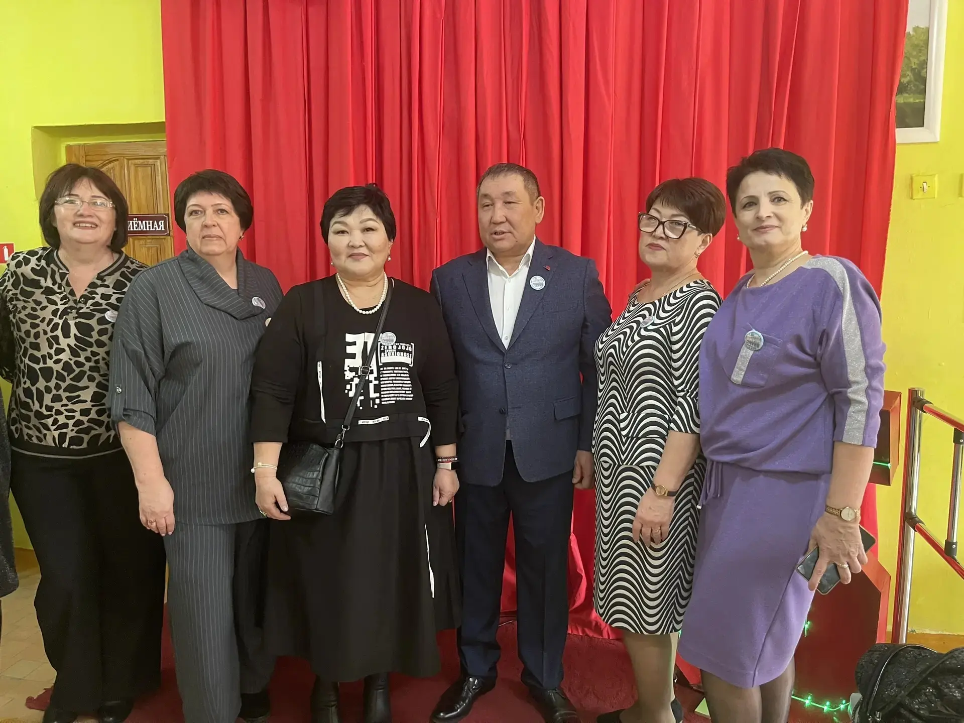 🎶 Праздничный концерт «Вечер встречи с выпускниками»: традиции продолжаются! 🎶