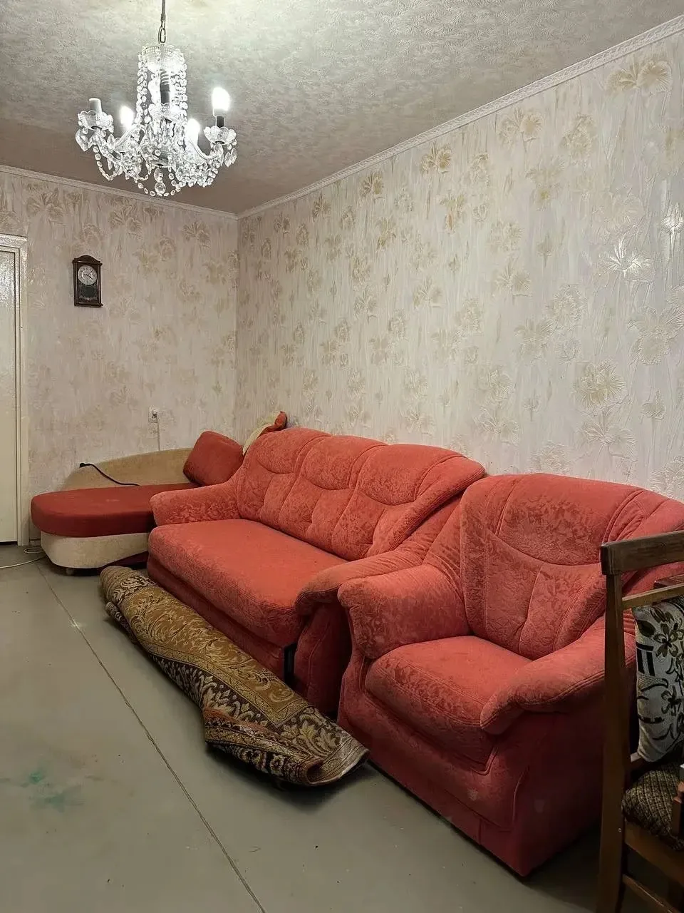 Сдам 2 к. кв. Кировский район, Текстильщик, ул. Пинтера, школа 30, 2 эт.