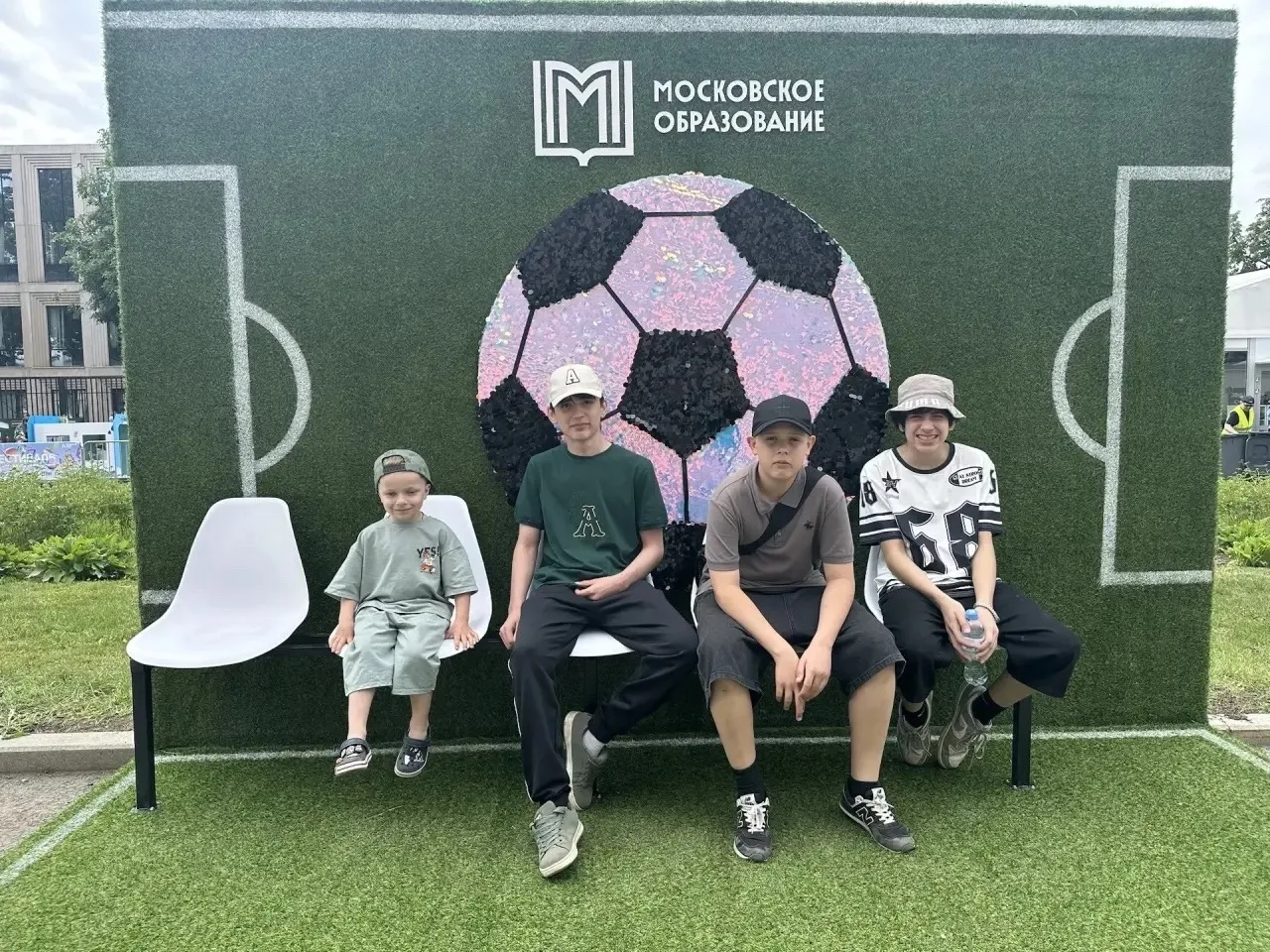 ⚡️«Атлант» на фестивале школьного и студенческого спорта в Лужниках!   🏟 В этусубботу флаг нашего шк