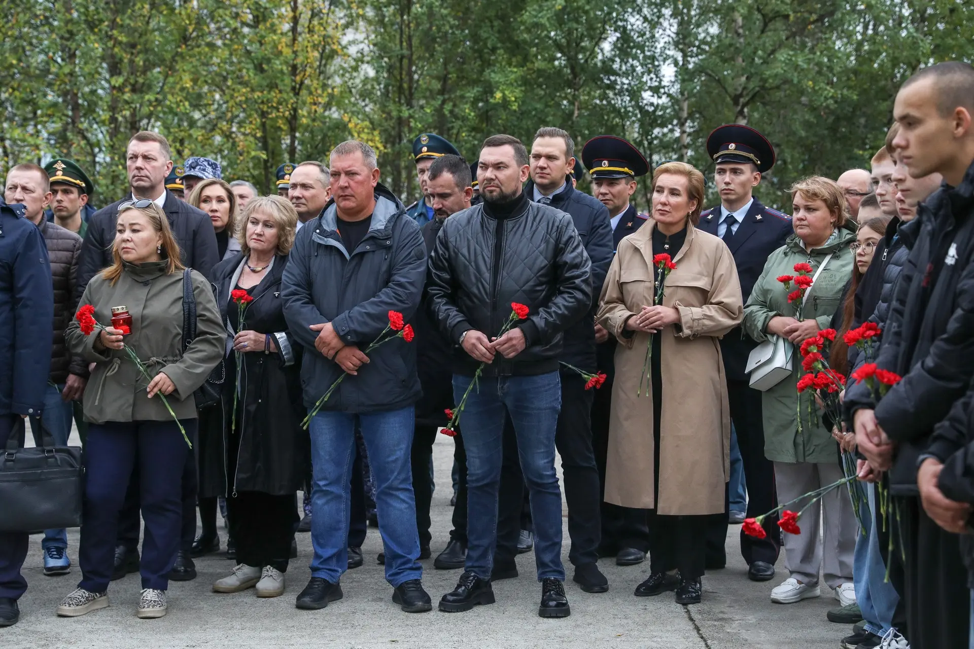 🕯В НАО почтили память жертв теракта в Беслане.