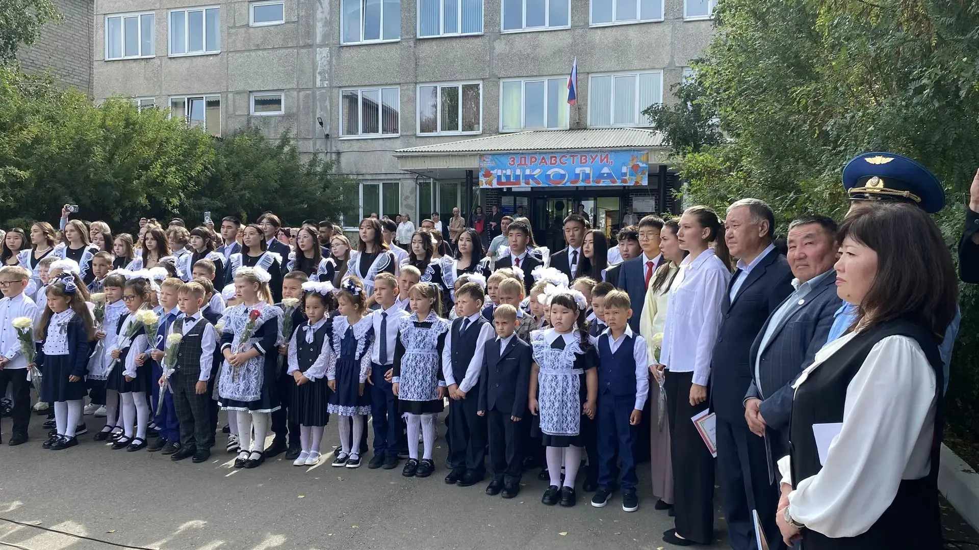 1 сентября в МБОУ Кутуликской СОШ им. И. Рысьмятова стало днем, наполненным радостью, в...