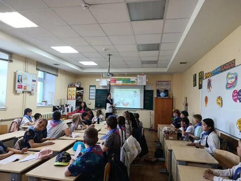 🎉 В нашем лагере прошли квест-игры в отрядах, посвящённые Дню русского языка и Дню рож...