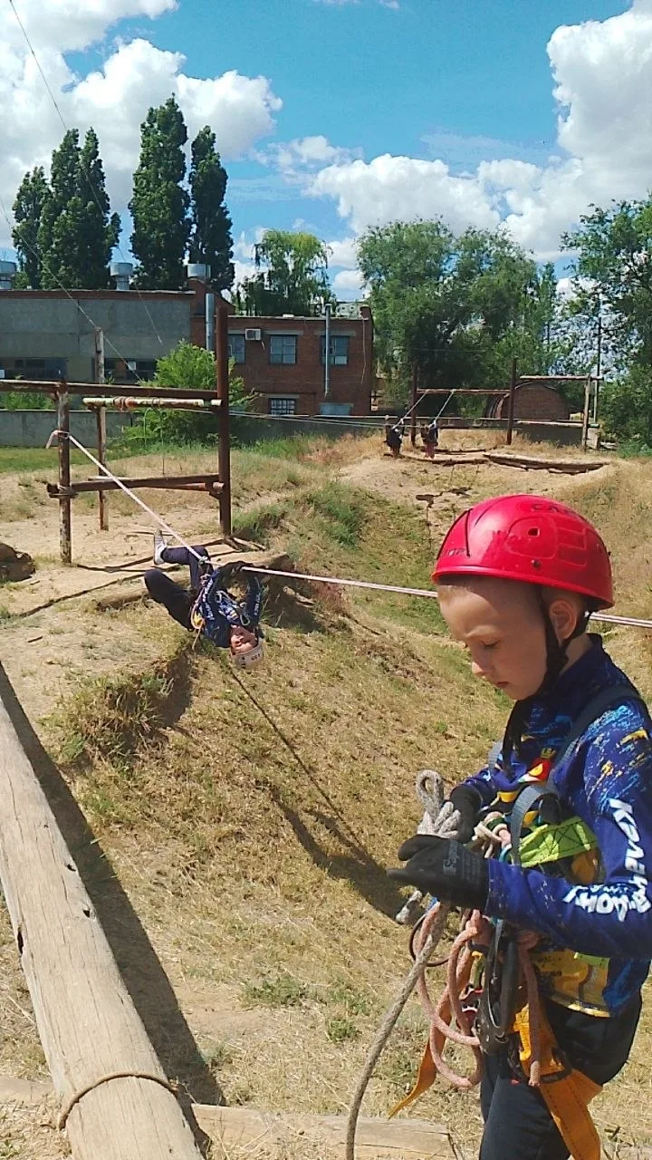 Спортивное лето в Береславке☀️🧗‍♂️

В Береславском лагере с дневным пребыванием слышен ритмичный то
