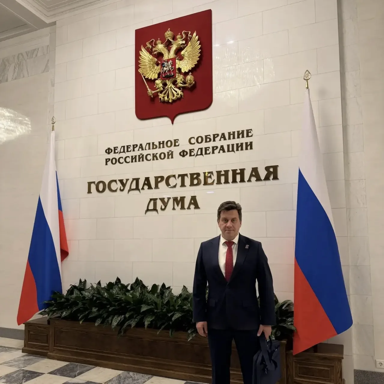 Принял участие в заседании фракции «Единой России» в Государственной Думе IX созыва.