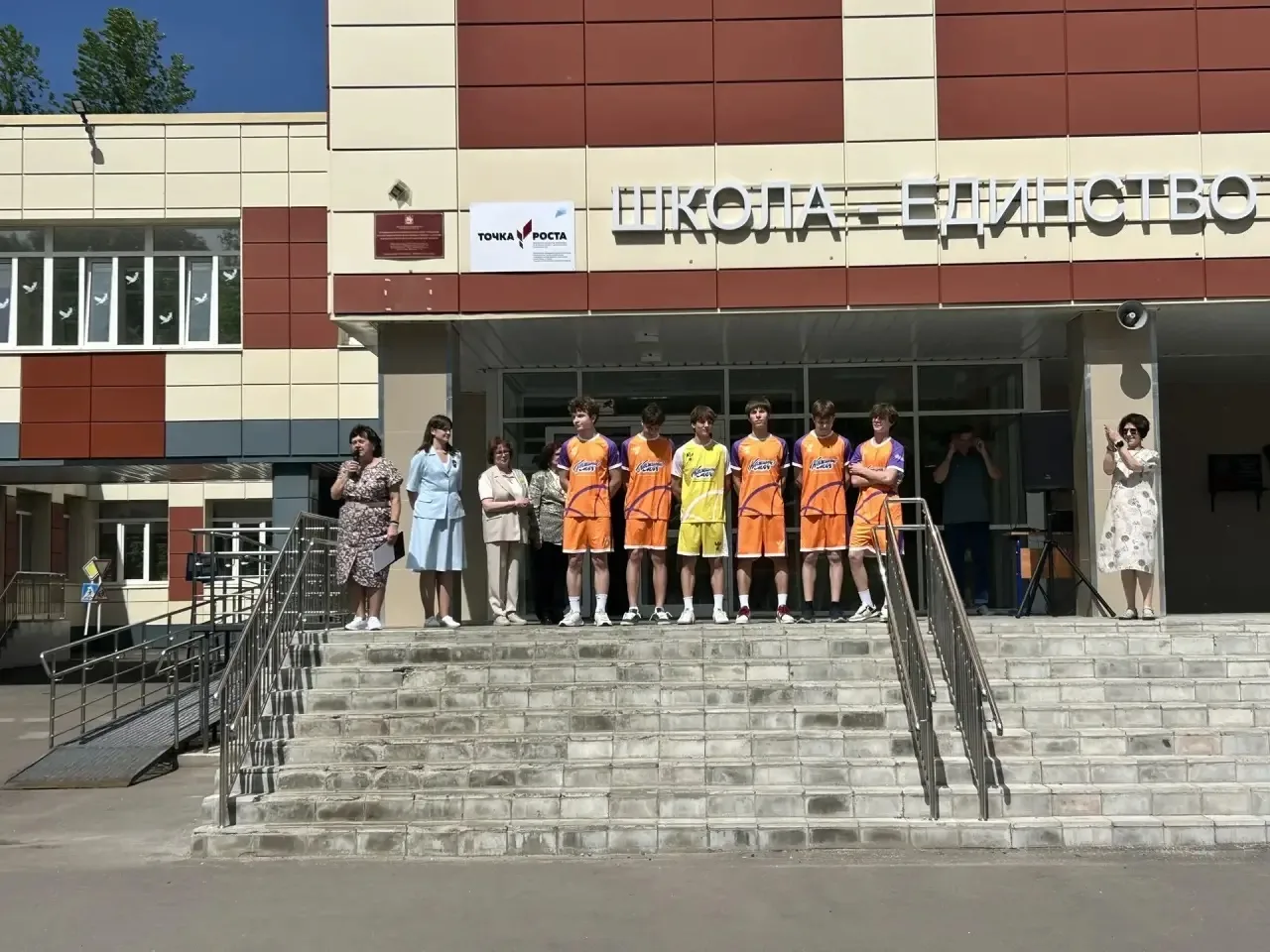 Добро объединяет! ❤️  Дорогие коллеги, родители и наши замечательные дети! От всей души благодарим к