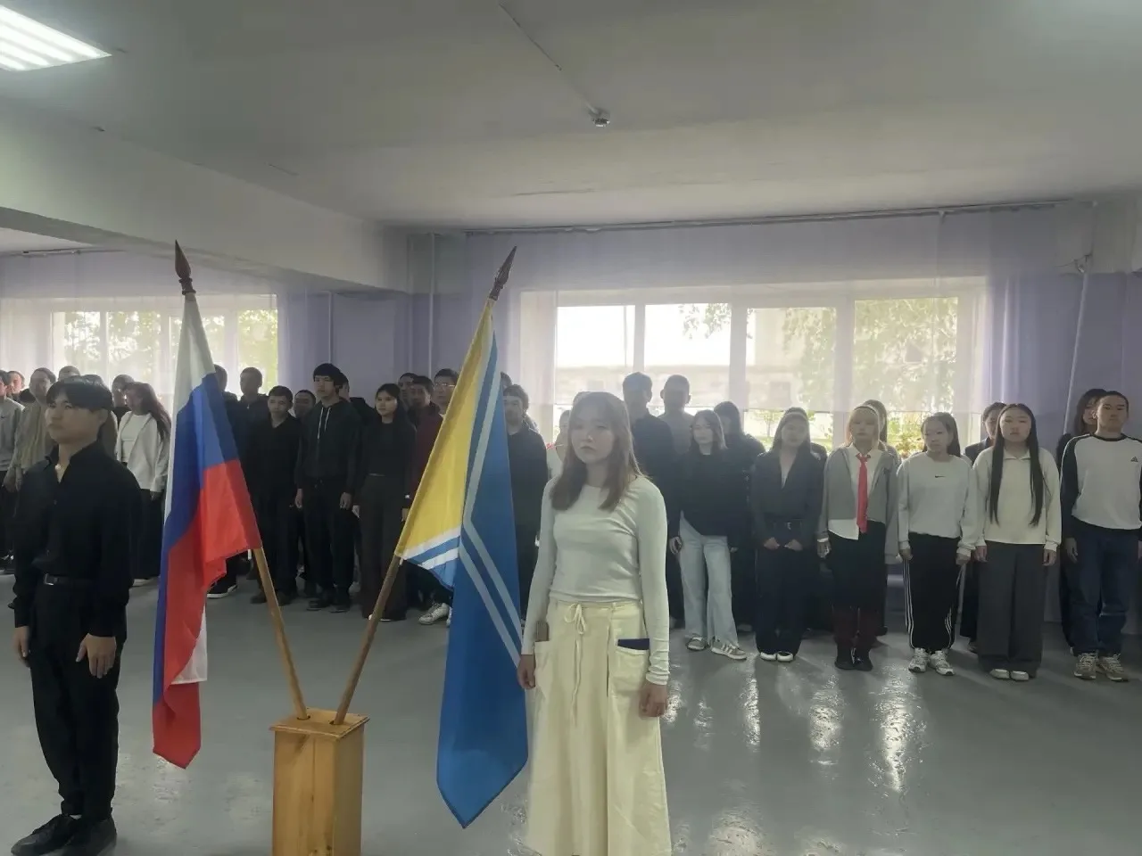 18 мая 2026 года в фойе Тувинского технологического техникума состоялась еженедельная т...
