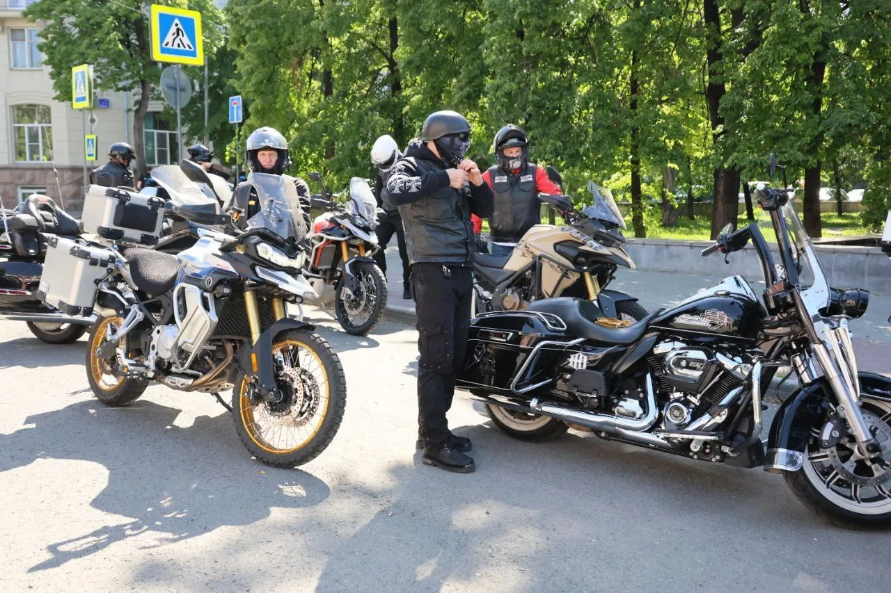 🏍 Мотоклуб "Черные ножи", с днём рождения!   24 года назад в Екатеринбурге началось мощное движение 