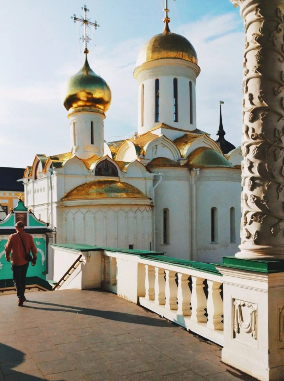 Свято-Троицкая Сергиева Лавра

📌 Свято-Троицкая Сергиева лавра в Сергиевом Посаде основана в 1337 г