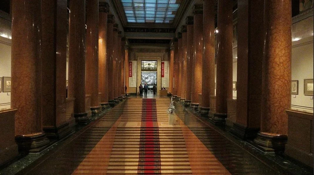 Друзья! 🏛️✨

Сегодня, 13 июня, исполняется ровно 114 лет со дня открытия одного из главных символов