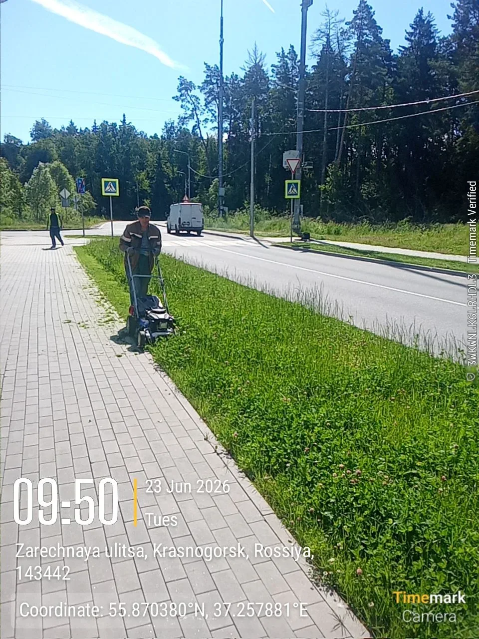 🌞Утро доброе всегда,
если начато с труда🧹
#РаботаемДляВас #МБУКГС #РеальныеДела #жкхМеняется #Госп