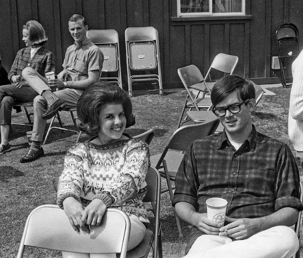 Типичные будни американских студентов в 1960-х годах на примере колледжа штата во Фресн...