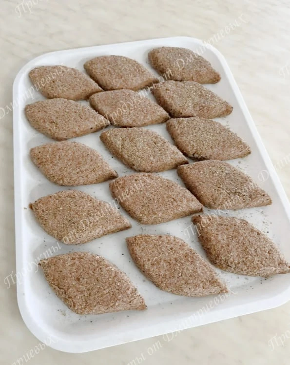 🍴 КОТЛЕТЫ ВАЛДАЙСКИЕ

Классический советский рецепт домашних котлет 😊

Свинина, курочка и хлеб - и