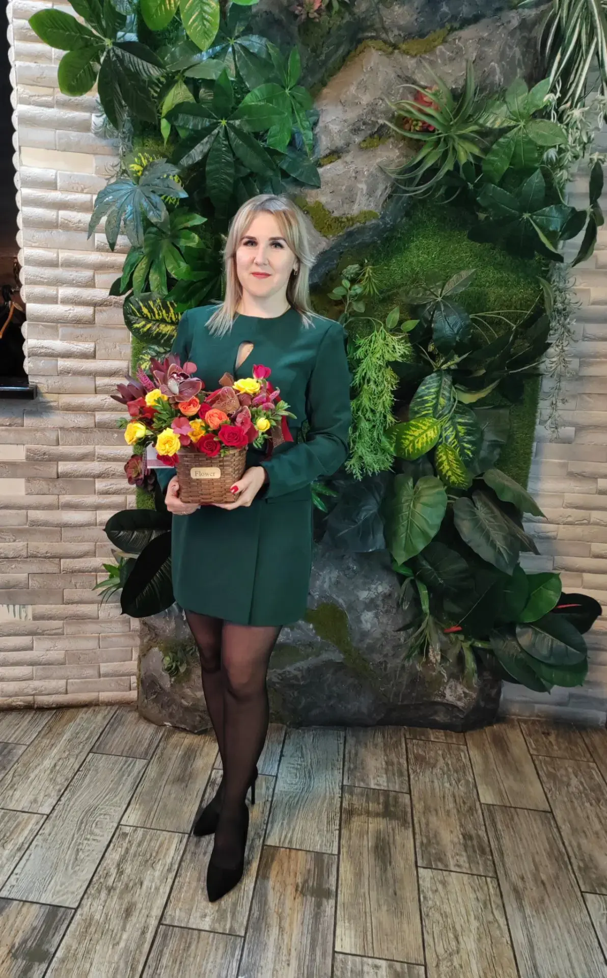 Сегодня День рождения у нашей главной феи делопроизводства - Вероники Васильевны Усиков...